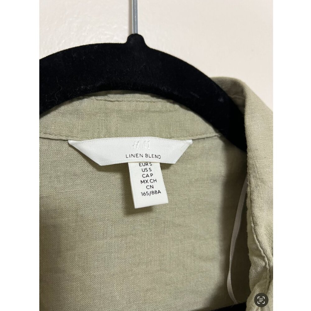 Sleeveless Linen Blend Shirt - Picture 5 of 6